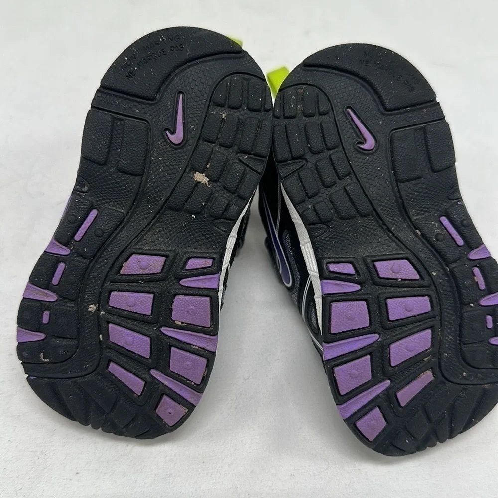 Nike Toddler Kids Black Purple Shoes Size 4 1/2